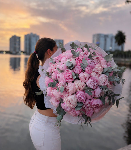 premium pink peonies flowers delivery in miami