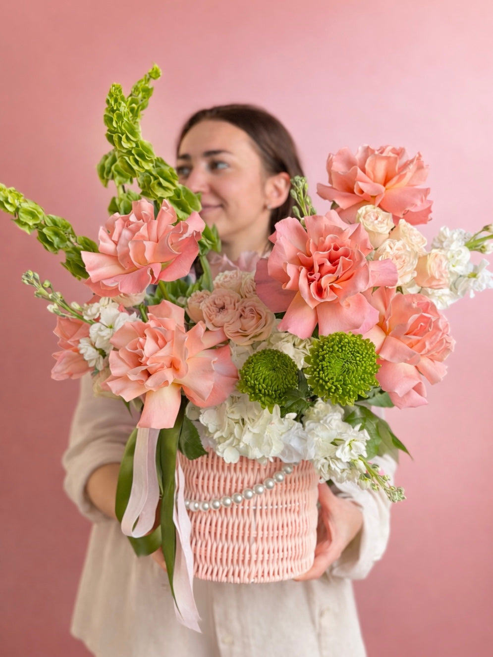 luxury flower box with pink roses delivery in miami