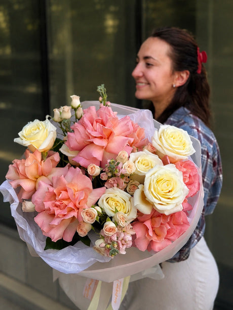 Luxury pink and white roses bouquet with spray roses for flower delivery in Miami