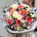 Luxury flower selection  bouquet crafted with premium garden roses, ranunculuses and available for same-day flower delivery in Miami. Designed by Mamma Mia Flower Studio, a local Miami florist known for elegant bouquets and beautiful floral gifts. Order online today for a romantic surprise or special occasion.
