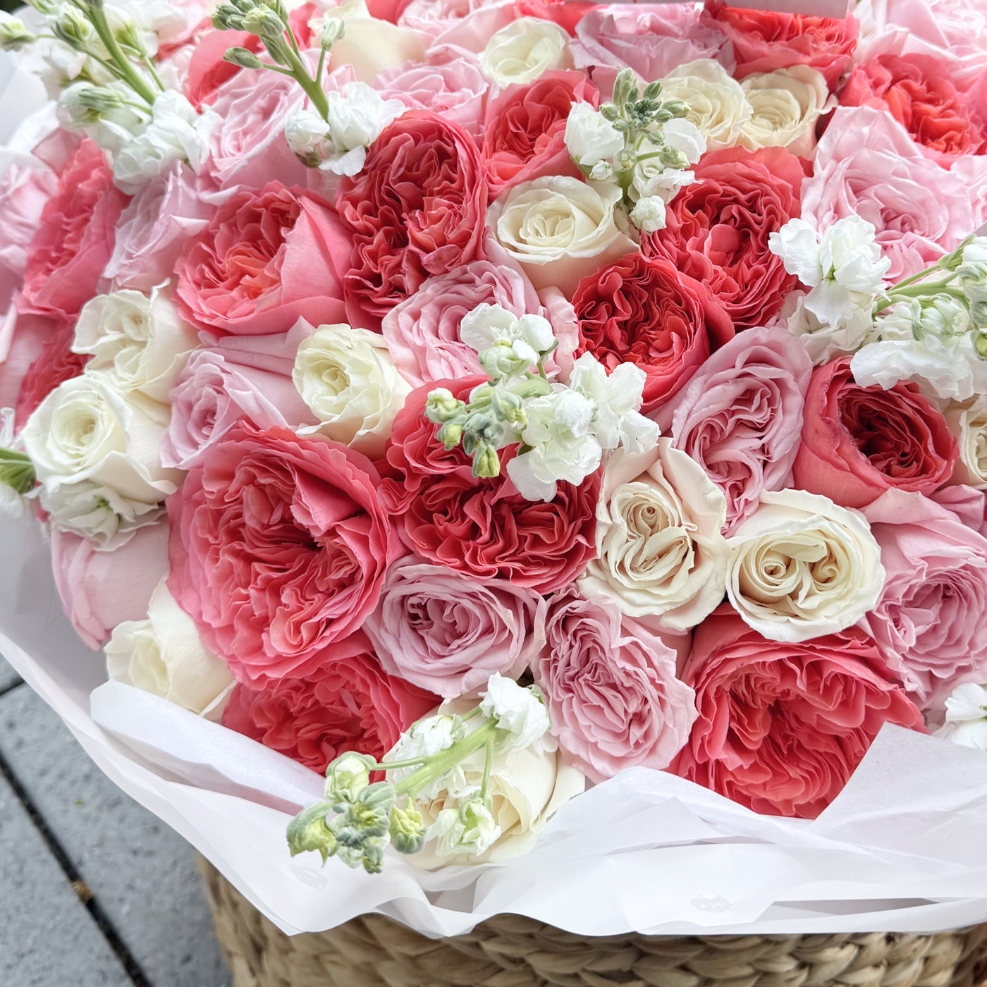 premium flower arrangement with pink roses in miami